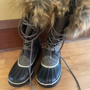 ESPRIT Edith Faux Fur Winter Boots size 7.5